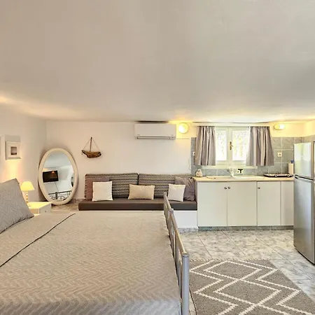 Apartment Rinio In Adamas Mytakas