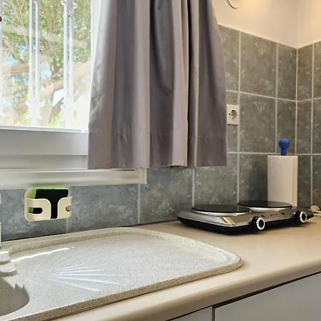 Apartment Rinio In Adamas
